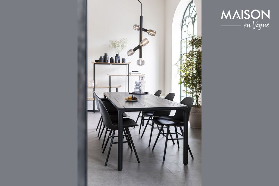 The chair measures 55 cm in length, 49 cm in depth and 81