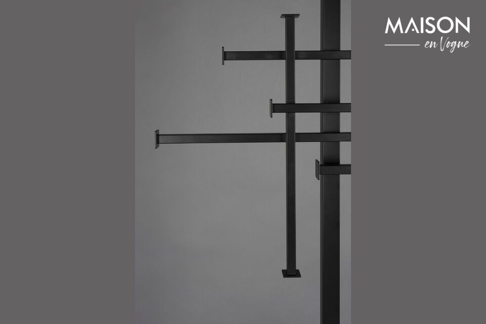 Made from black steel, this coat rack rises majestically with flowing lines and a bold structure