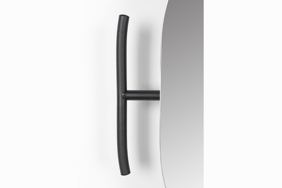 Whether it\'s hangers, jewelry or hanging plants, the possibilities are virtually endless