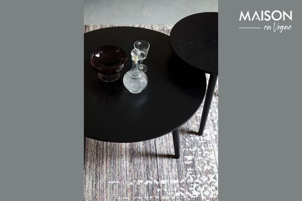 Discover the Fabio side table, designed to blend harmoniously into any living space