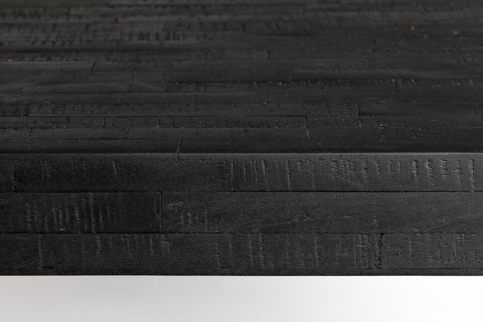 A perfect choice for those who value both quality and elegance in their furniture