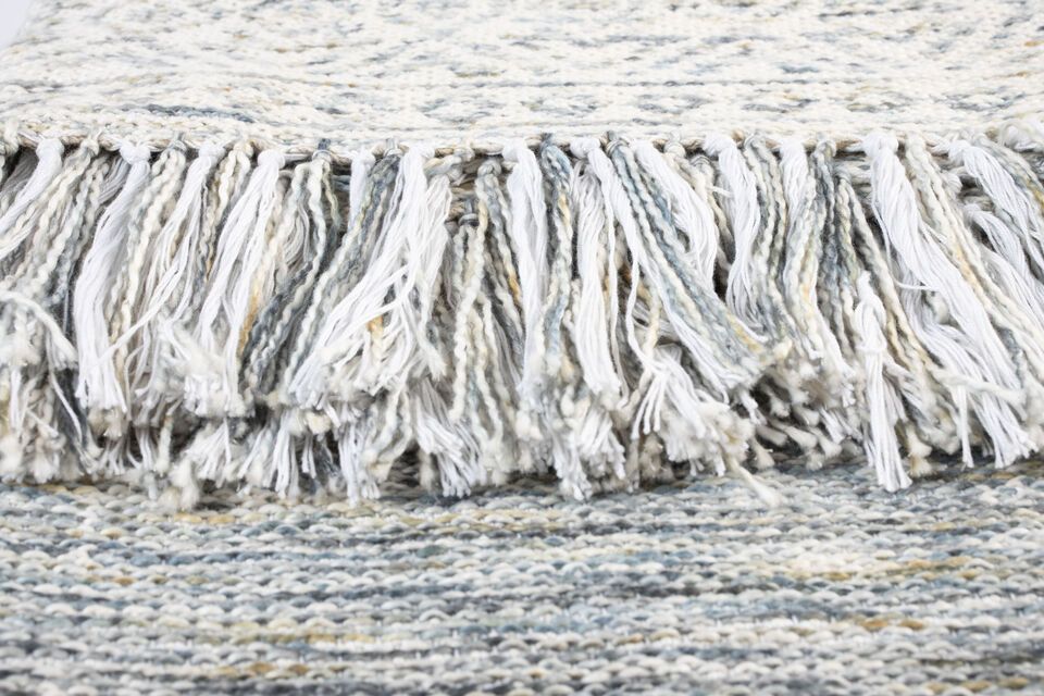 Whether for snuggling up on chilly evenings or as an aesthetic addition to your decor