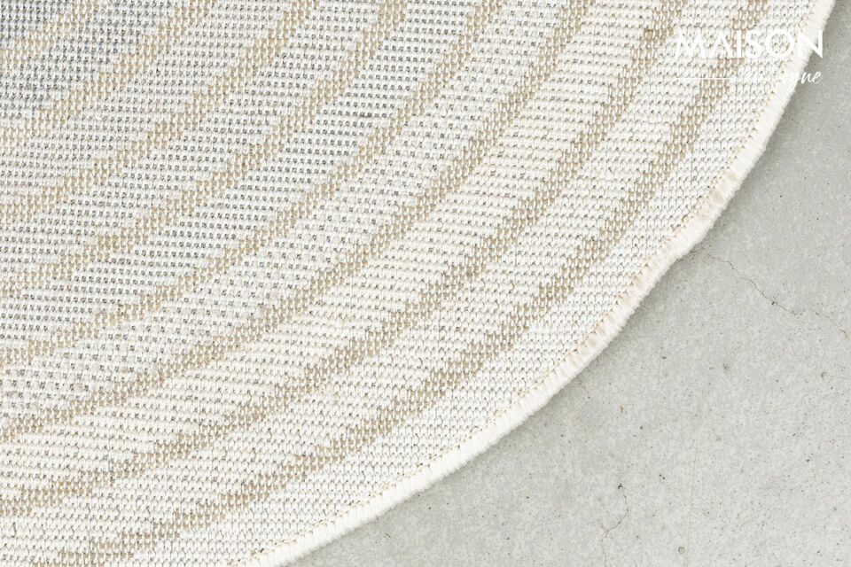 Made from premium synthetic yarns