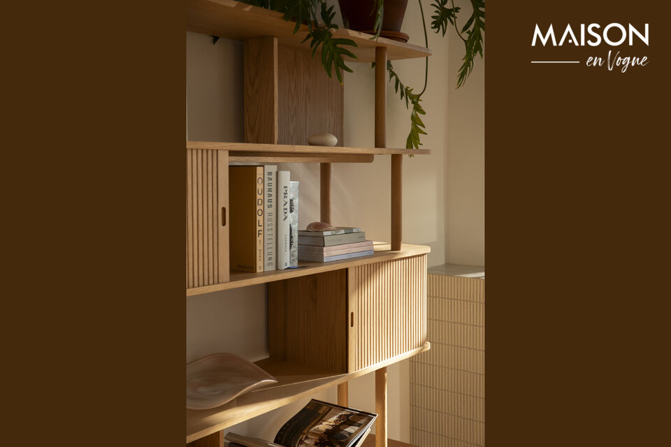 Wil je opbergen of juist tentoonstellen? Met de Barbier Bookcase van Zuiver hoef je niet te kiezen!