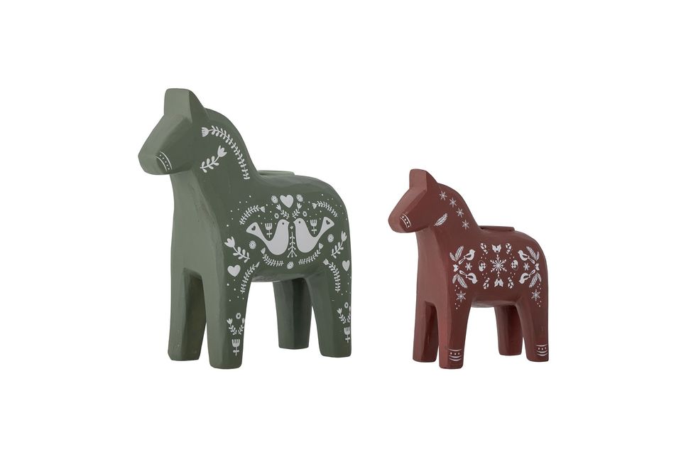 Ils sont conçus dans 2 coloris traditionnels de Noël avec d\'incroyables motifs