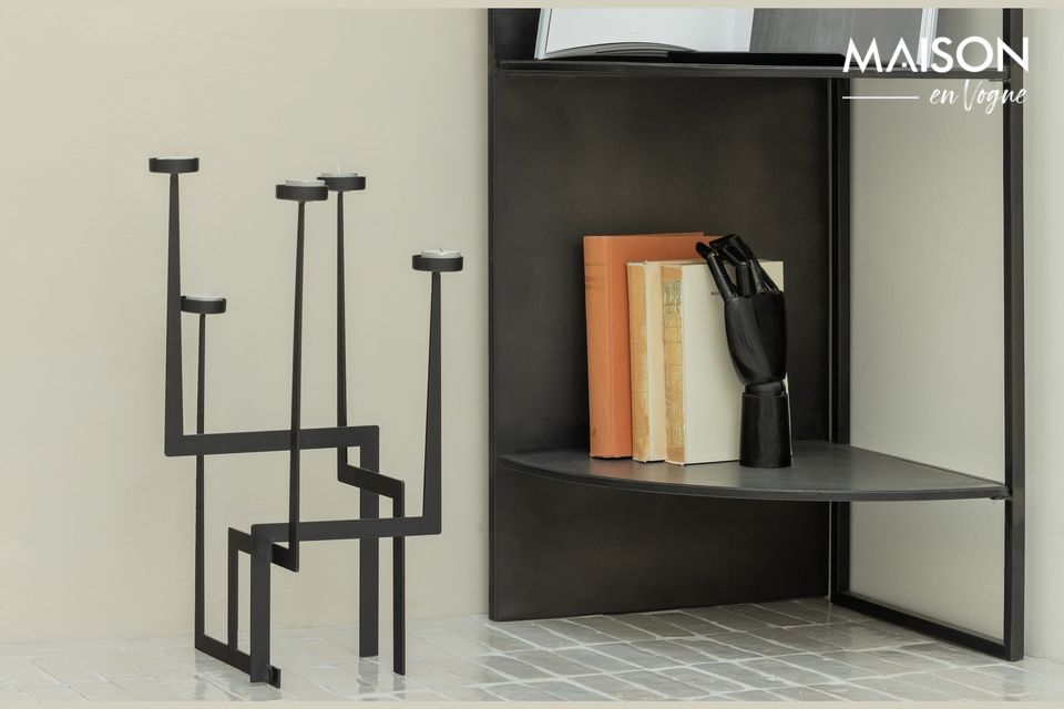 Envie d\'un objet moderne et design pour décorer votre intérieur ? Ce bougeoir en métal noir Dash