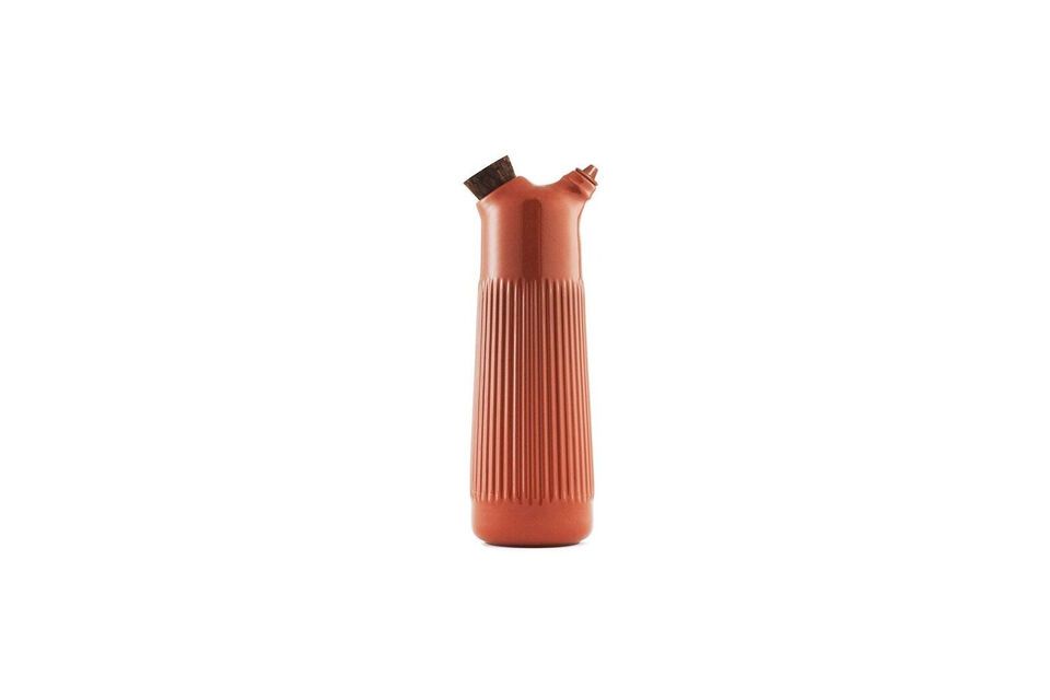 Apportez un style ibérique dans votre cuisine avec cette bouteille à vinaigre fabriquée dans la