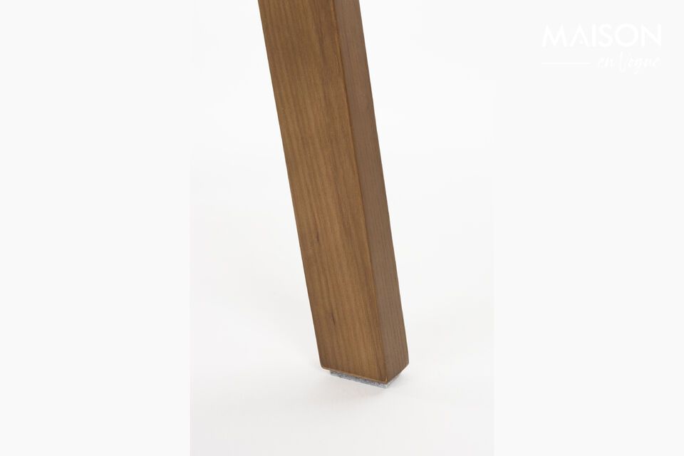 Integrate this piece into your décor and let it become a witness to your precious moments