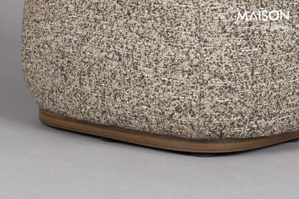 With its compact dimensions of 48 x 48 x 51