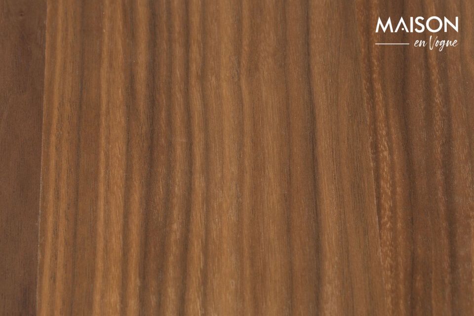 Choose between natural and walnut finishes to match your décor