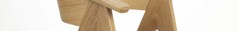 Benadrukte materialen Bruine houten fauteuil NDSM Ndsm