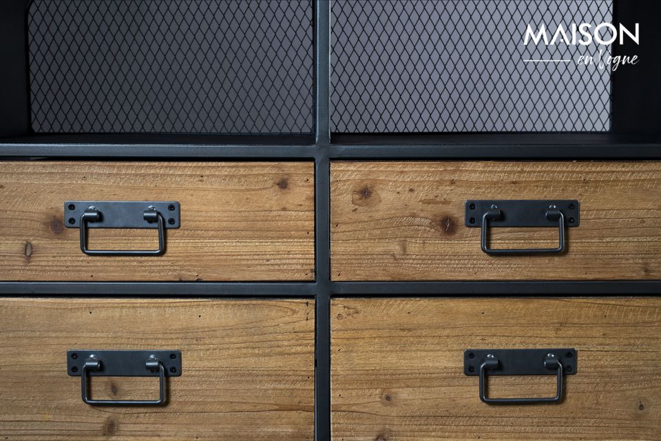 Les 4 tiroirs et la petite porte de rangement sont en MDF avec une frontale en bois de pin avec des