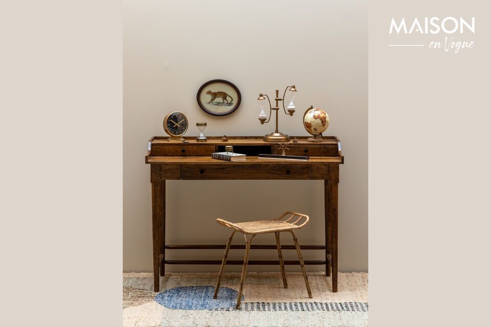 Ons bureau van bruin mangohout