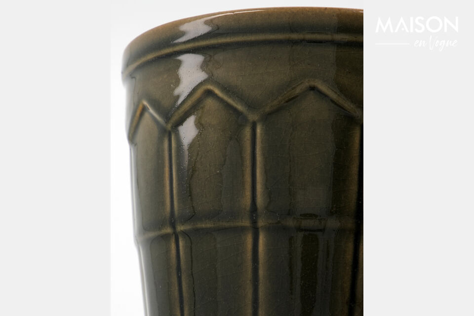 Mettez en valeur vos plantes avec ce lot de trois cache-pots Cora