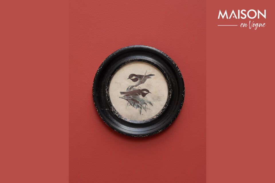 Raffinement et discrétion pour vos murs avec notre cadre rond en bois.