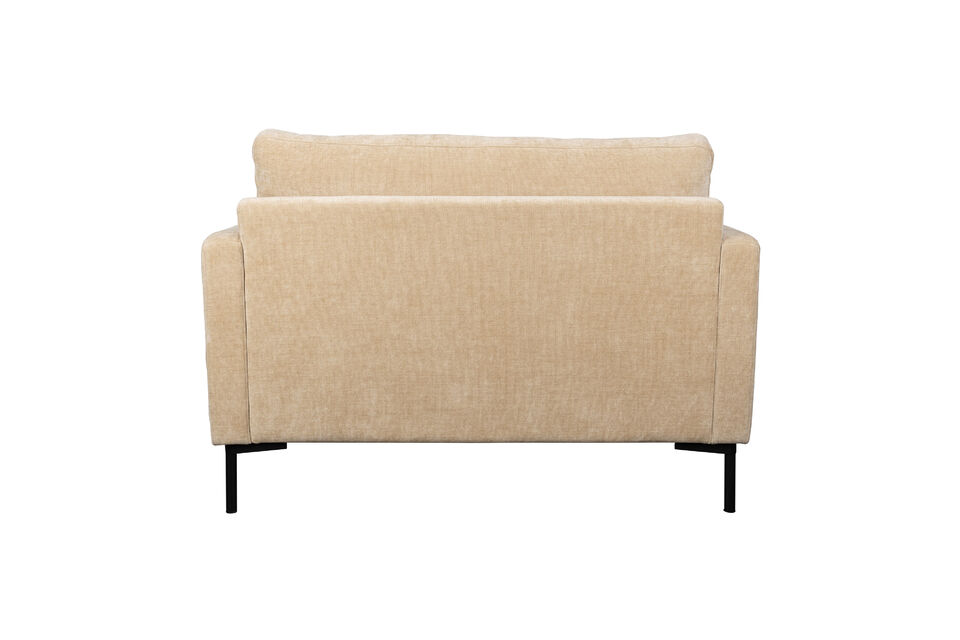 Bien sûr, le loveseat Summer est assez grand pour vous et pour une personne spéciale