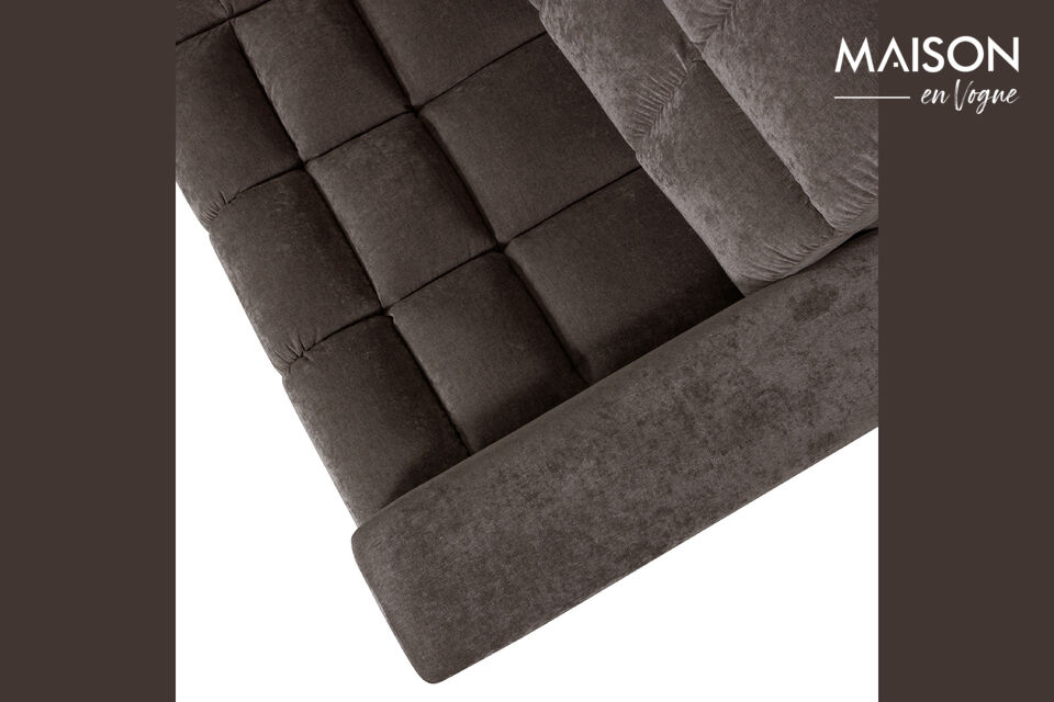 Cette série offre un large éventail de possibilités avec des configurations généreuses et des