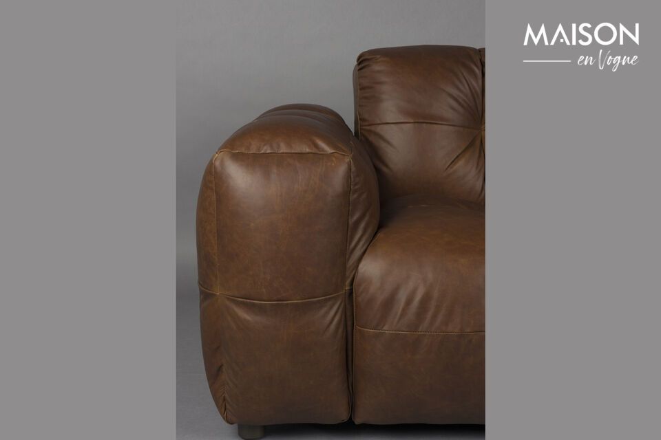 Confort rétro et modularité chaleureuse.