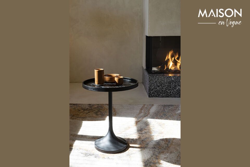 Whether in your living room or under a high table