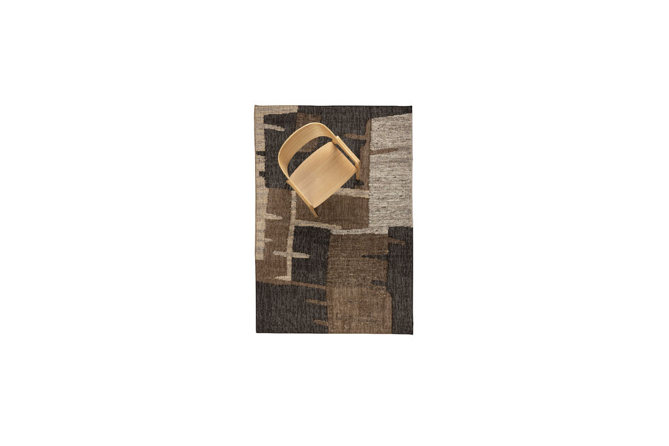 With a rug, you quickly transform a sitting area, dining room or bedroom into a cosy place