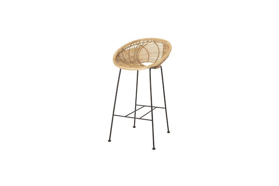 Tabouret de bar en rotin et fer, à l’assise très confortable