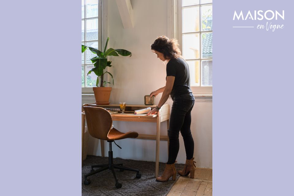 La chaise de bureau Omg Ll Marron doit son appellation à l\'expression « Oh my God ! » liée au