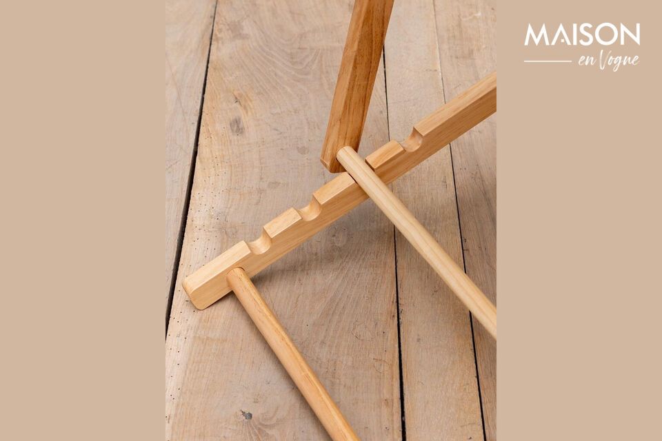 La chaise de jardin mesure 58