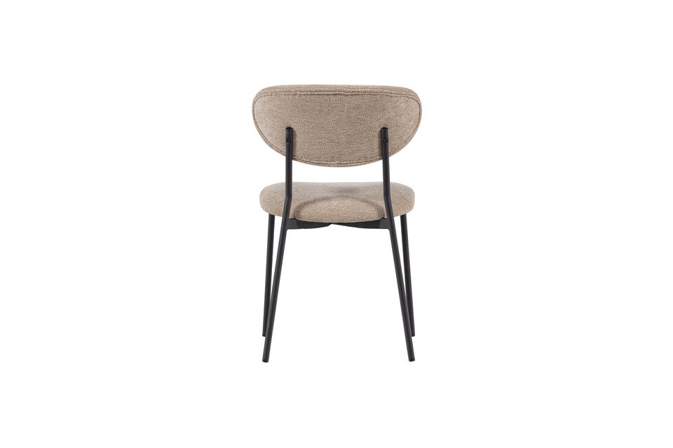 L\'assise est recouverte d\'un tissu chenille a la structure unique