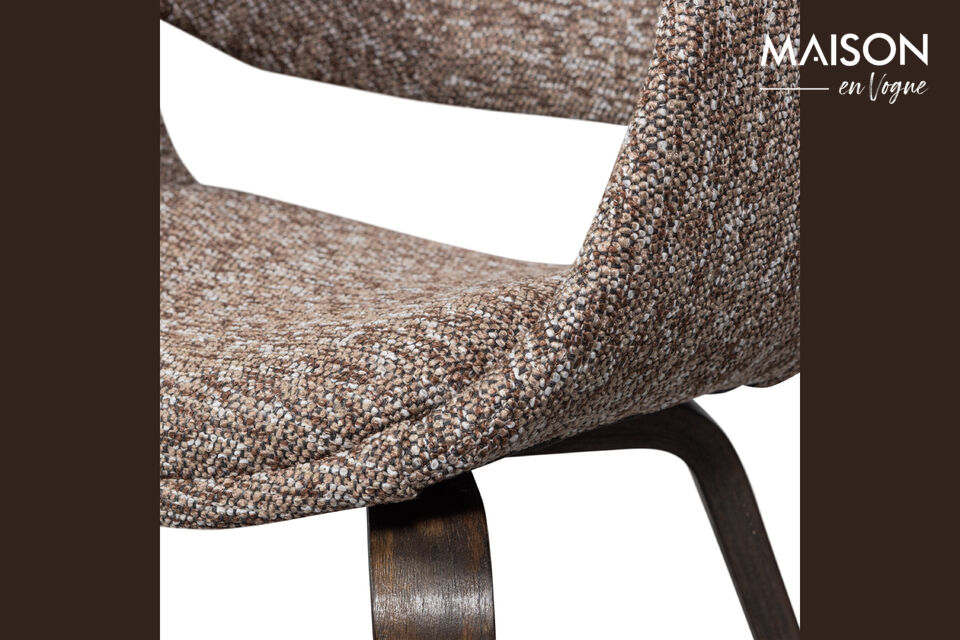 Cette chaise de salle à manger élégante et confortable est parfaite pour de longs repas