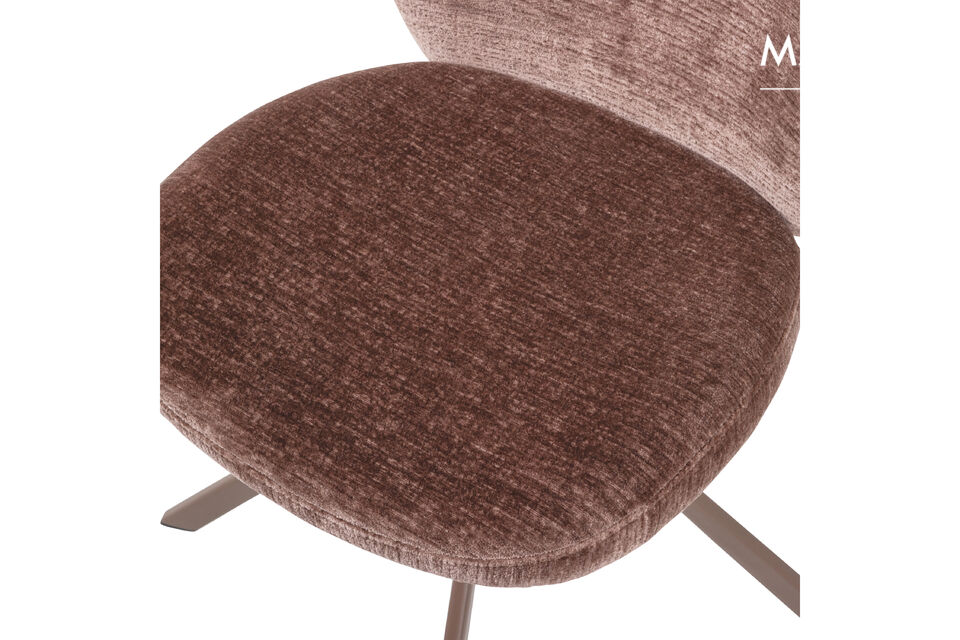 Matériau
Notre tissu en chenille Clara a un aspect élégant et doux qui allie luxe et confort