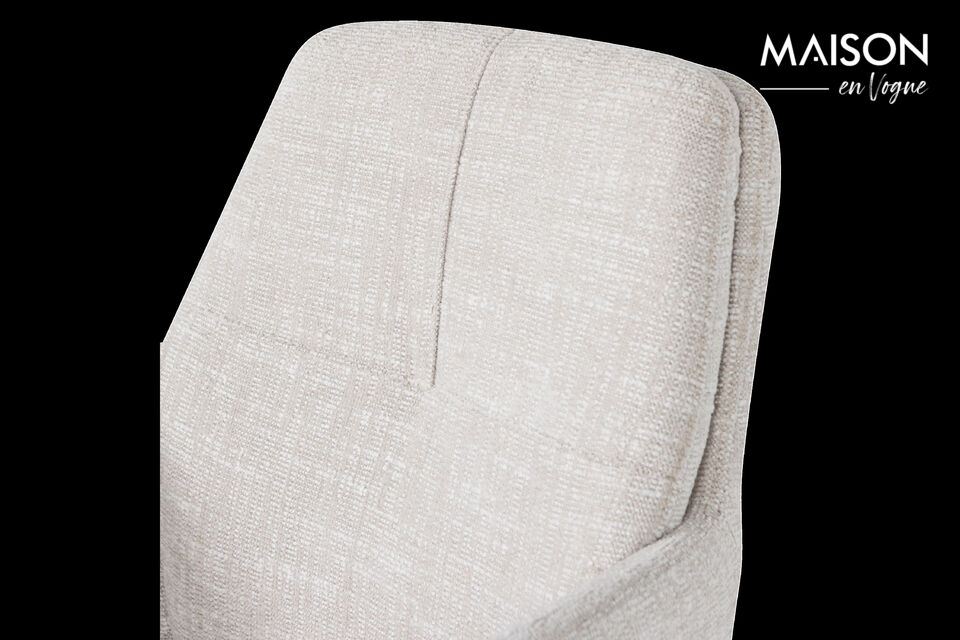 C\'est LA chaise o&ugrave; l\'on aime s\'asseoir