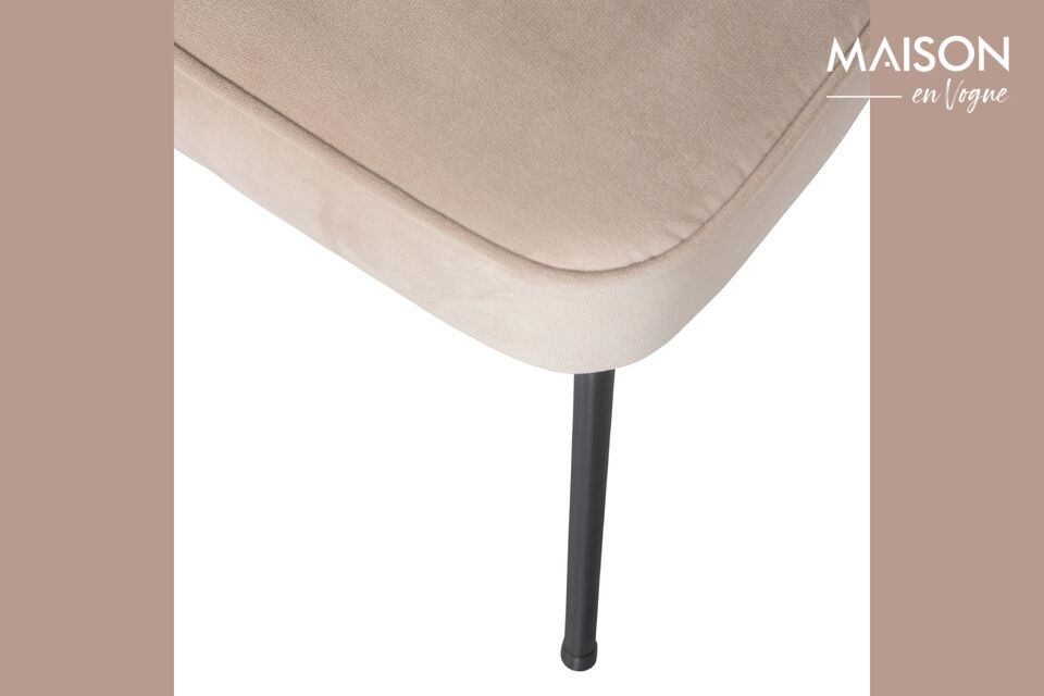 Matériau Notre tissu en velours Jarra possède un aspect luxueux
