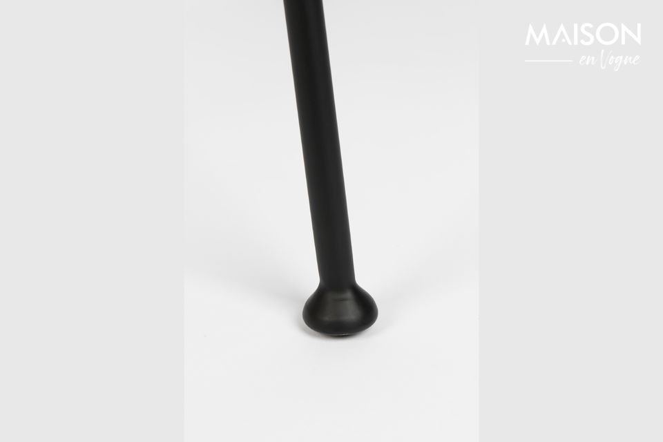 La société hollandaise Zuiver propose également cette chaise en plusieurs coloris