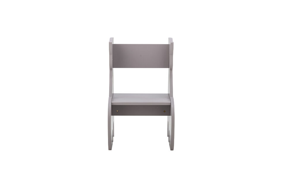 Peinte en gris avec des nuances de bleu et de blanc et décorée d\'un motif de chat rayé
