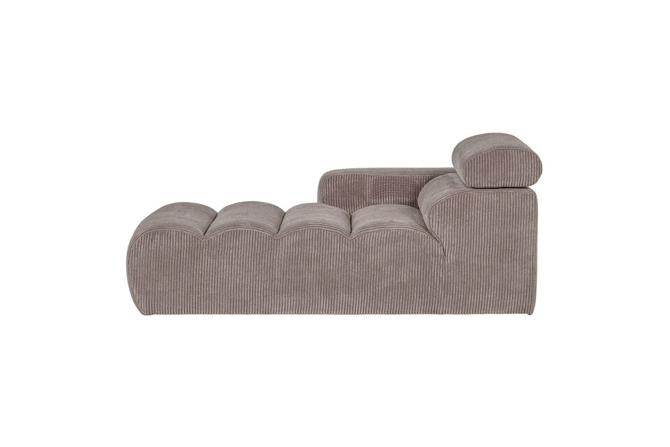 Que vous optiez pour une chaise longue spacieuse ou un canapé 2 places compact