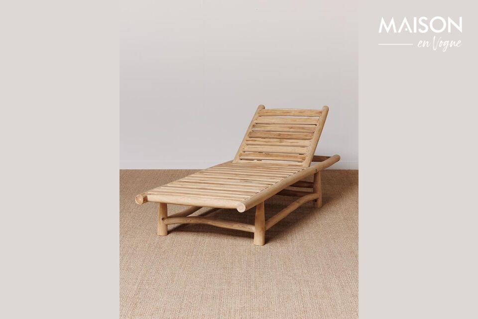 Progettata in una morbida tonalità beige