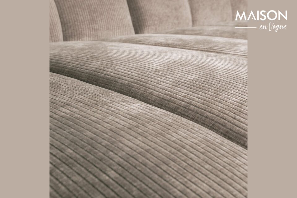 Create your ideal seating area with the Mojo, where style and comfort come together seamlessly