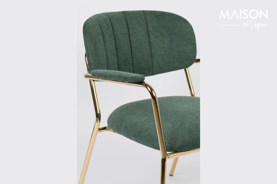 White label living propose une jolie chaise lounge vert foncé avec des pieds doré du plus bel
