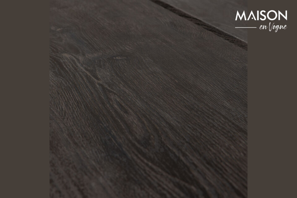 This gives this material a very smooth surface