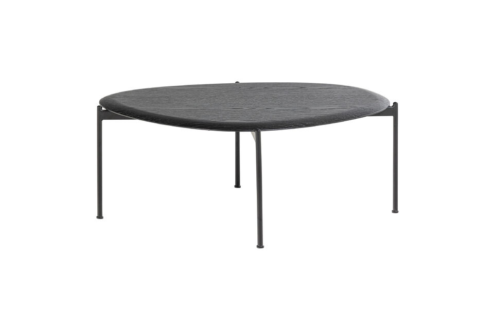 The airy design with the black color creates a cozy atmosphere that you can enjoy daily