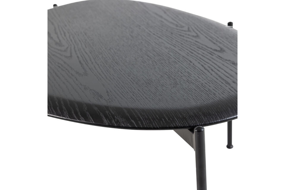 This gives the tabletop a natural appearance