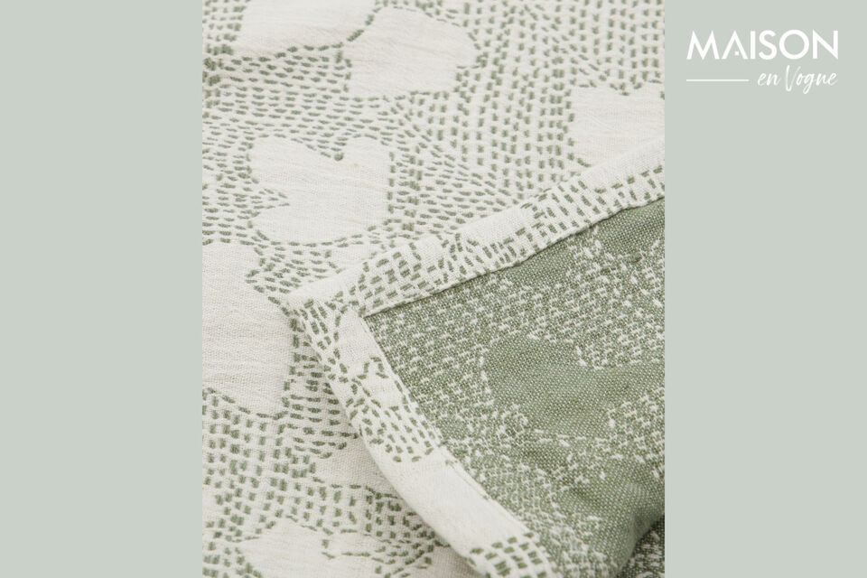 La colcha HDMori es suave y presenta un patrón jacquard tejido a mano