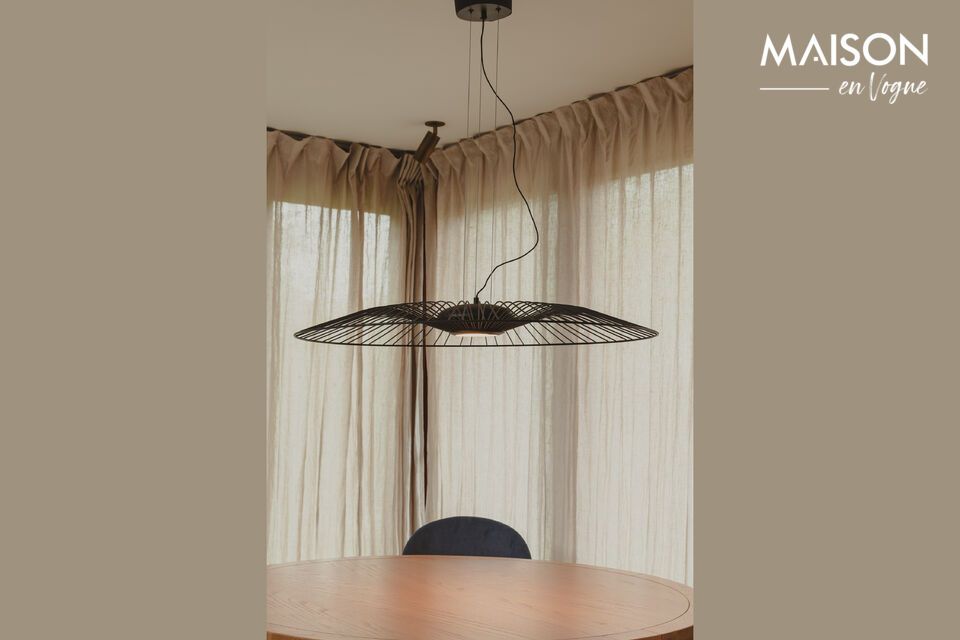 Con 158 cm de altura