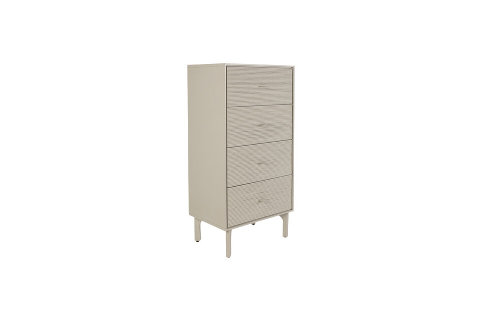 Struttura in legno naturale con frontali in rattan per un look elegante