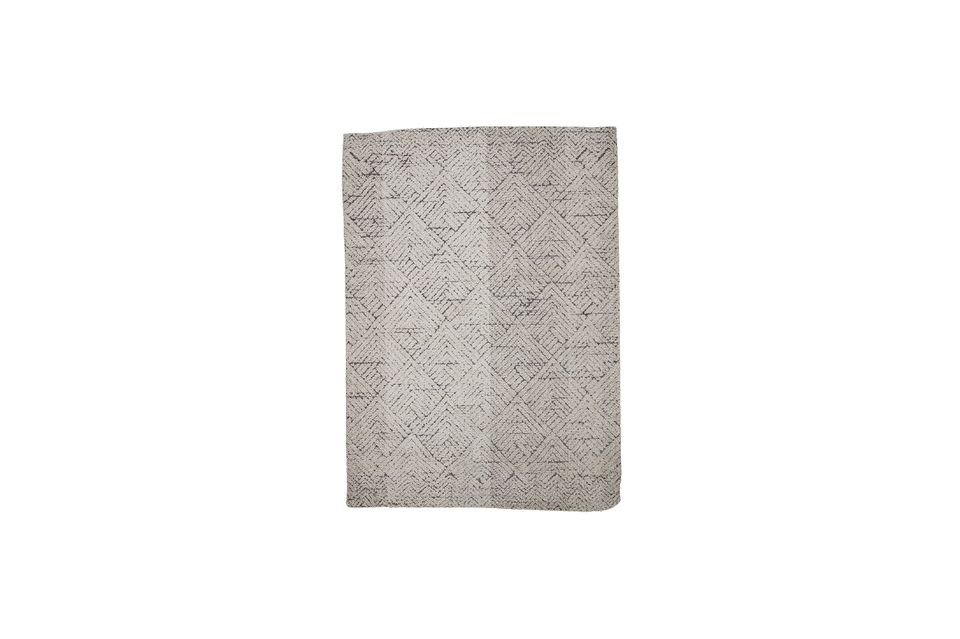 This rug would look great in front of a bed