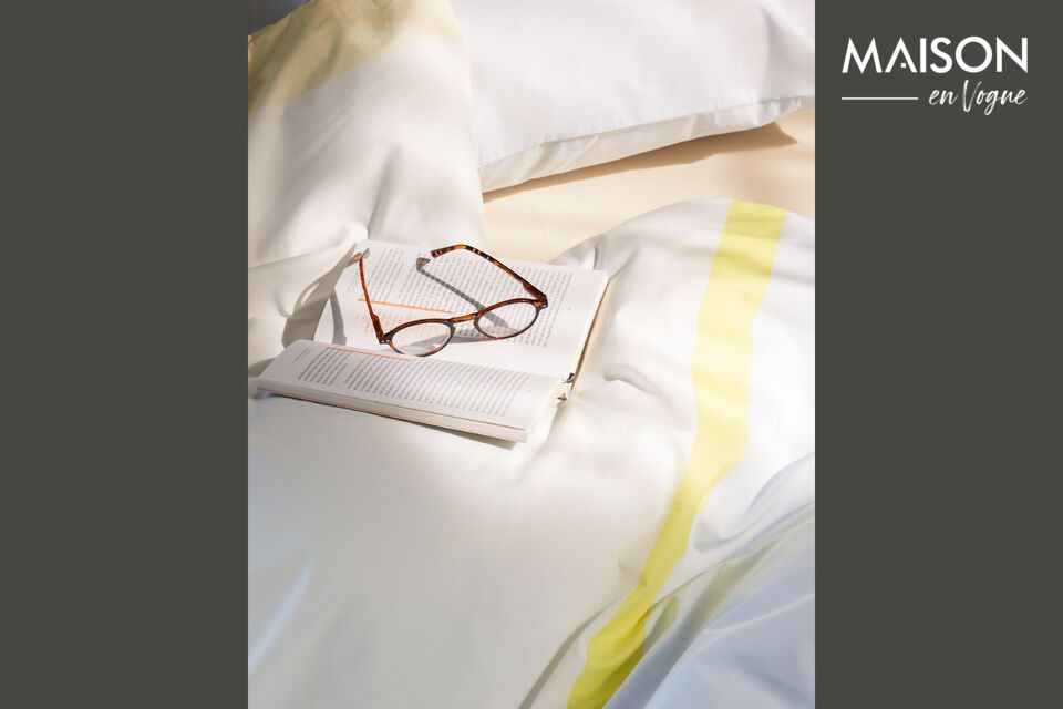 Le couvre-lit Block en taille 60x220 cm offre une couverture luxueuse pour les lits de grande taille
