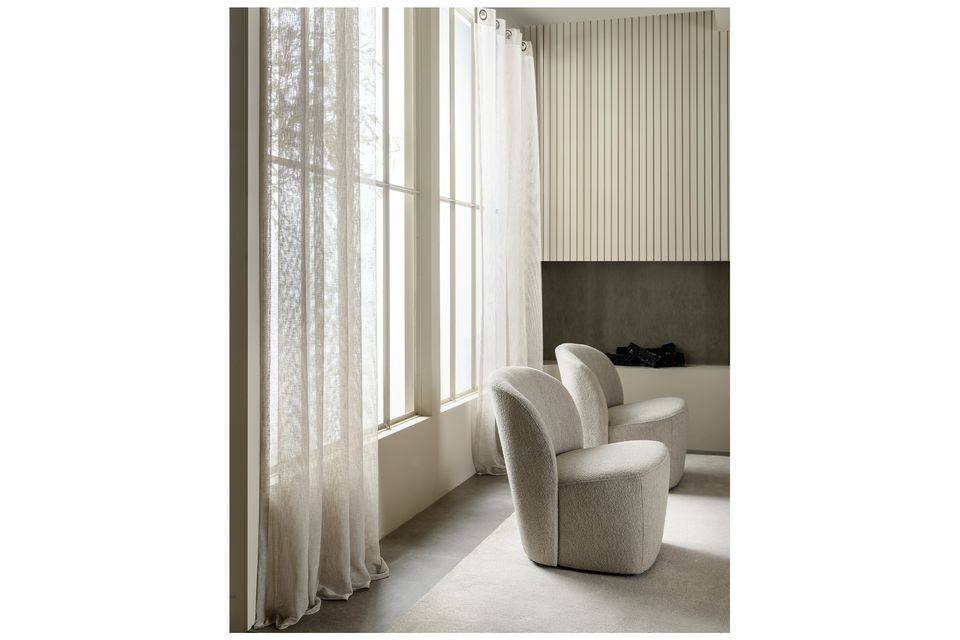 Refined cream-colored armchair