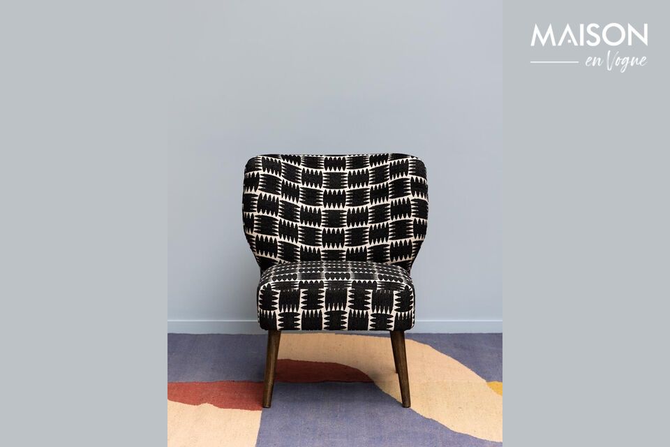 Its deep black color adds a touch of sophistication and modernity to your living room