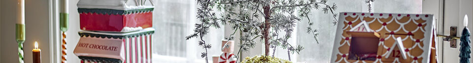 Material Details Decorative calendar in brown MDF Ginnie