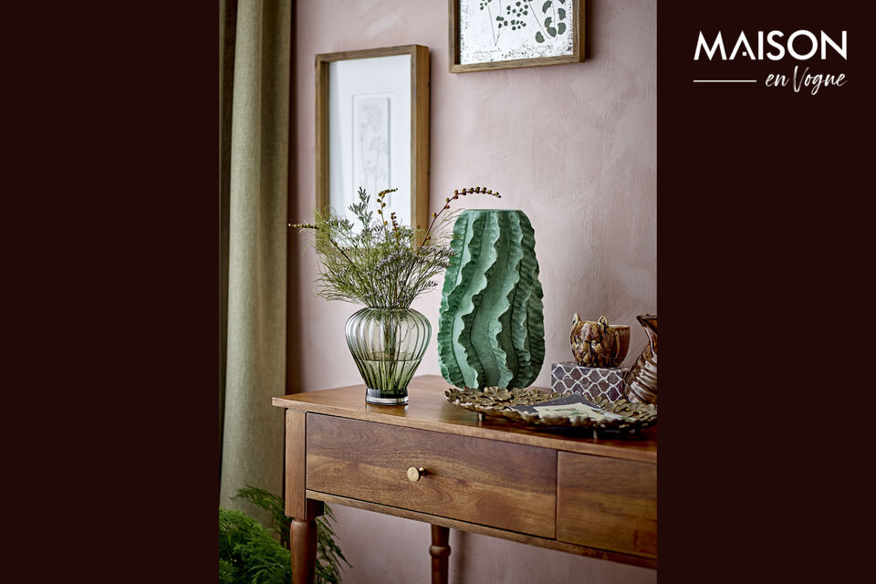 Die Natika Vase von Creative Collection ist eine auffällige Terrakottavase